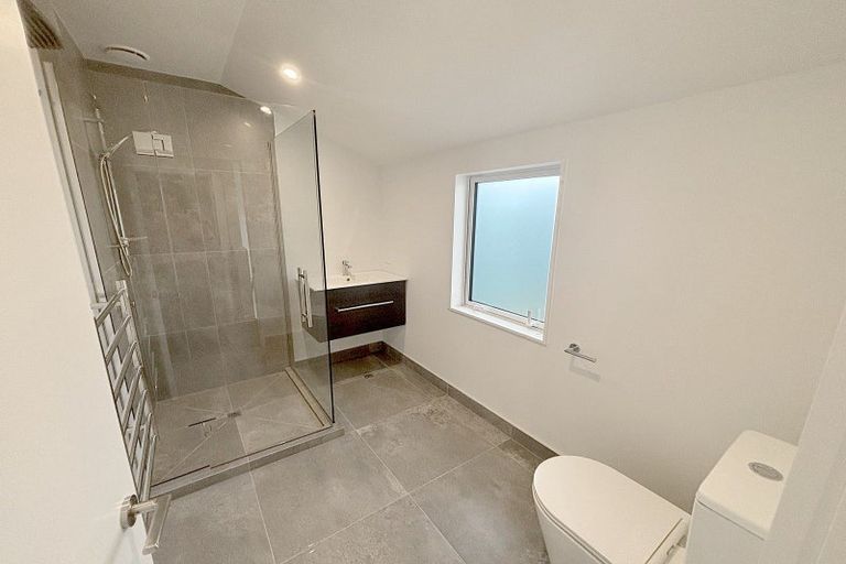 Photo of property in 1/37 Woodville Street, Edgeware, Christchurch, 8013