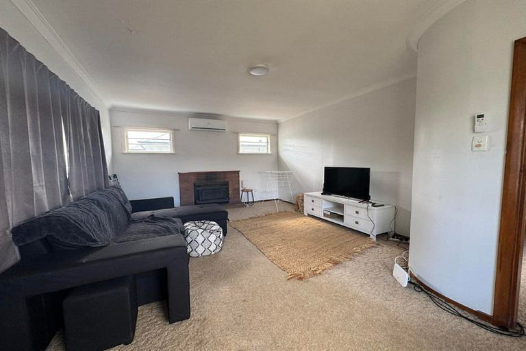 Photo of property in 36 Oxford Crescent, Ebdentown, Upper Hutt, 5018