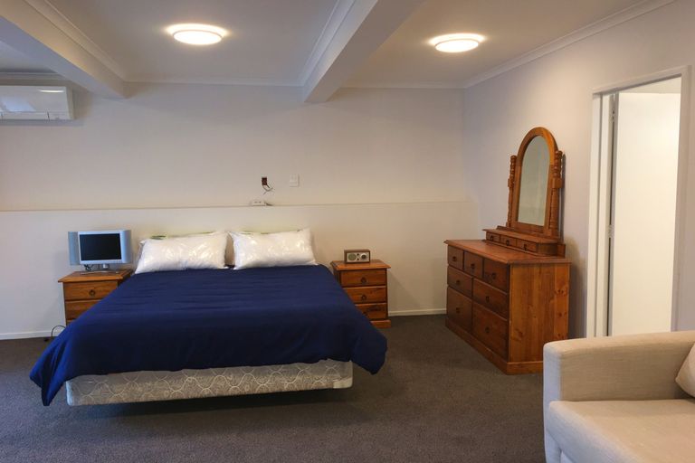 Photo of property in 52 Royal Terrace, Alexandra, 9320