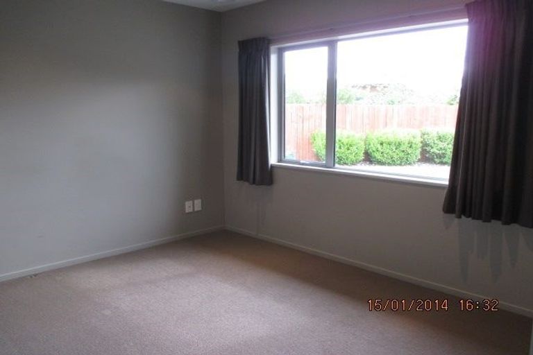 Photo of property in 2 Mystery Grove, Lake Hayes, Queenstown, 9304