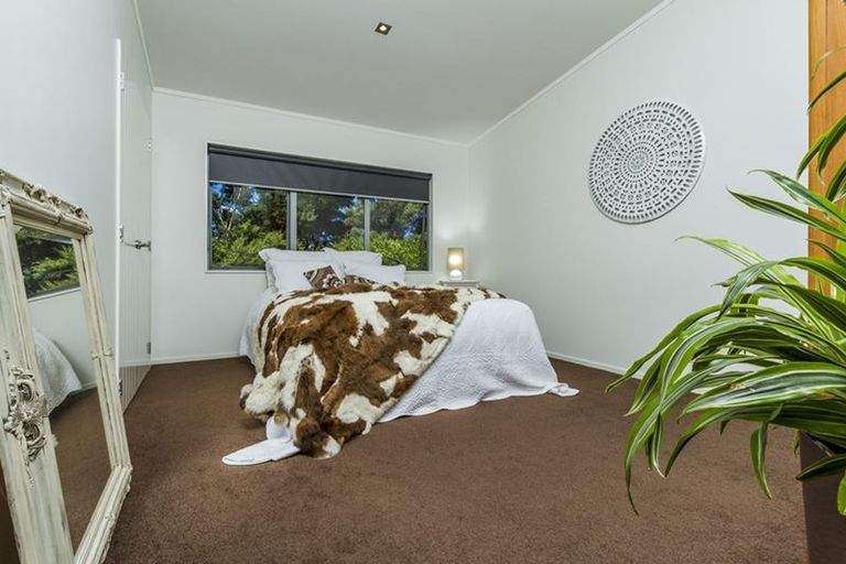Photo of property in 114 The Avenue, Lucas Heights, Auckland, 0632