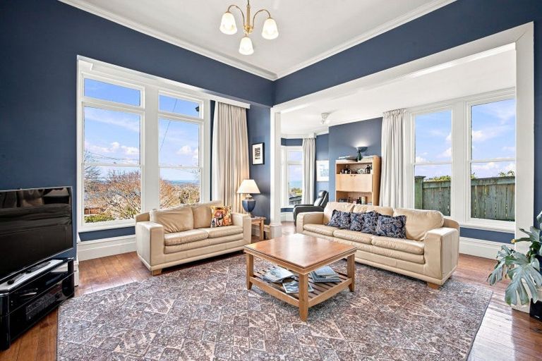 Photo of property in 19 Granville Terrace, Belleknowes, Dunedin, 9011