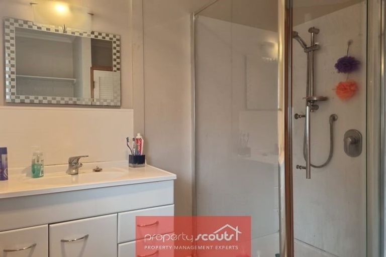 Photo of property in 19 Tukapa Street, Westown, New Plymouth, 4310