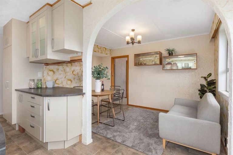 Photo of property in 36 Rangituhi Crescent, Takapuwahia, Porirua, 5022