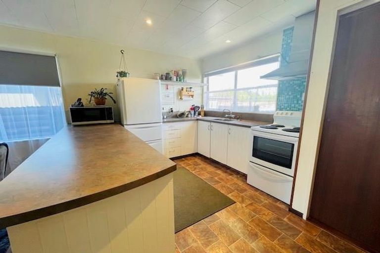 Photo of property in 2 Yarmouth Road, Flaxmere, Hastings, 4120