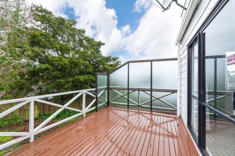 Photo of property in 23 Glen Road, Ranui, Auckland, 0612