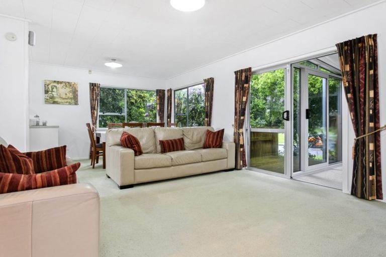 Photo of property in 8 Oxford Street, Tirau, 3410
