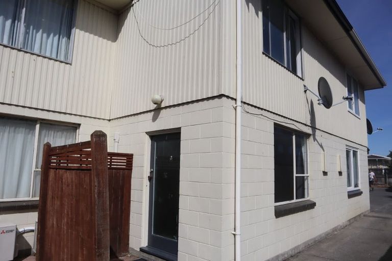 Photo of property in 7/21 Olliviers Road, Phillipstown, Christchurch, 8011