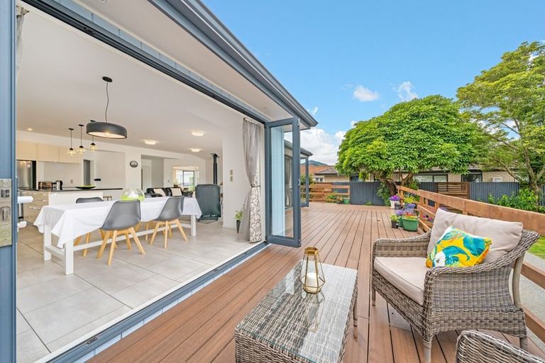 Photo of property in 15 Thackeray Street, Trentham, Upper Hutt, 5018