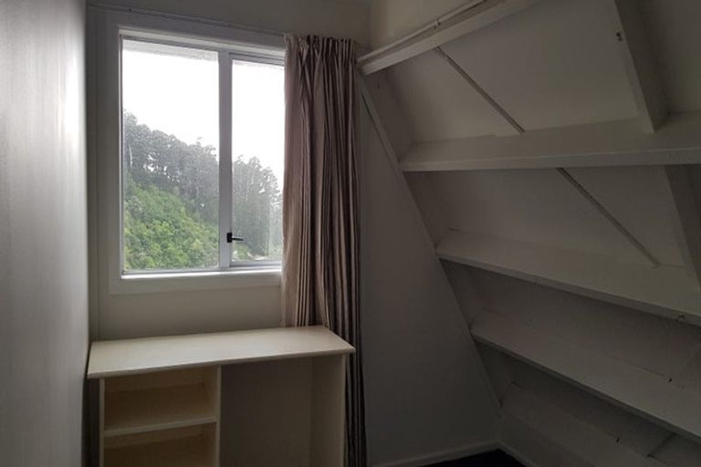 Photo of property in 136 Raroa Road, Aro Valley, Wellington, 6012