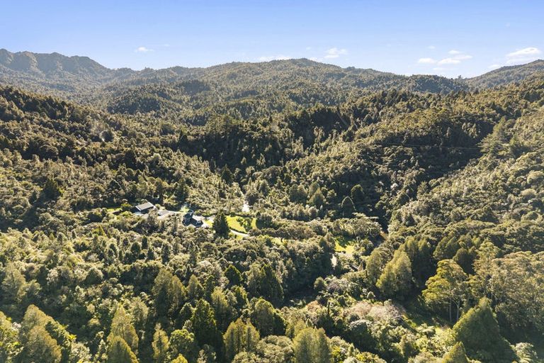 Photo of property in 251 Old Coach Road, Kaimarama, Whitianga, 3591