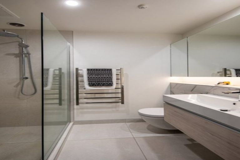 Photo of property in Sugar Lane Apartments, 10/31 Rawene Road, Birkenhead, Auckland, 0626