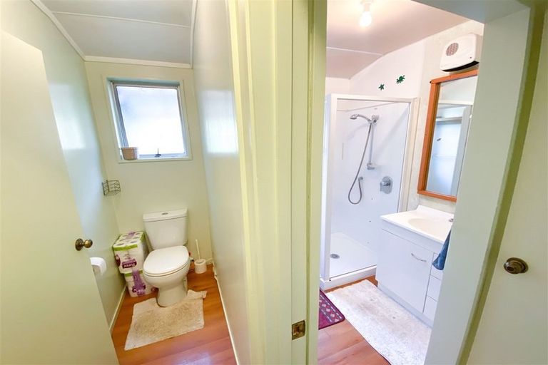 Photo of property in 10 Webster Place, Picton, 7220