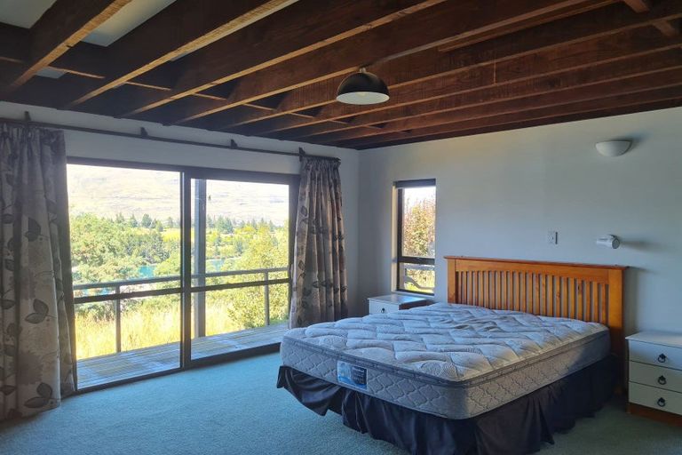 Photo of property in 15 Earnslaw Terrace, Queenstown, 9300