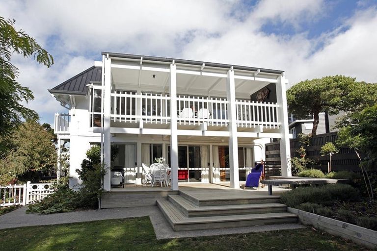 Photo of property in 26 Seamount Terrace, Mount Pleasant, Christchurch, 8081