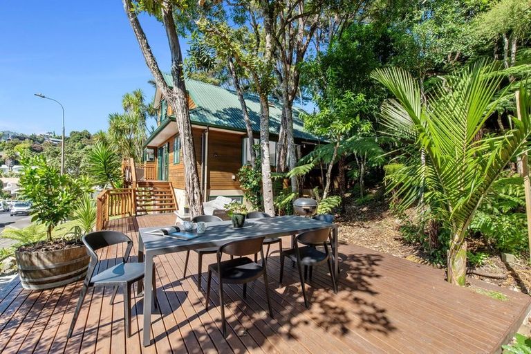 Photo of property in 47 Emlyn Place, Torbay, Auckland, 0630