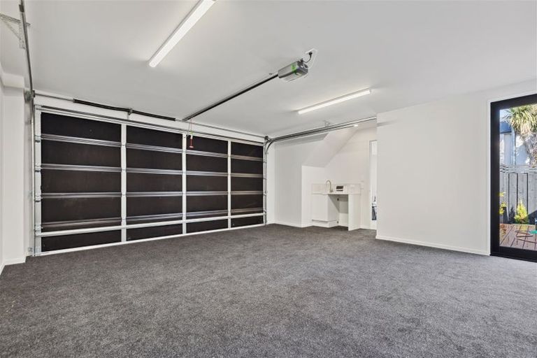 Photo of property in 2/29 Browning Street, Sydenham, Christchurch, 8023