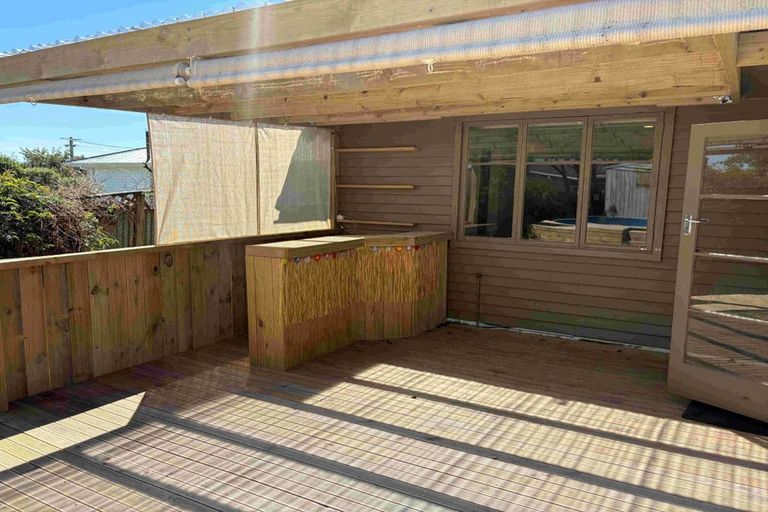 Photo of property in 8 Rutland Street, Levin, 5510