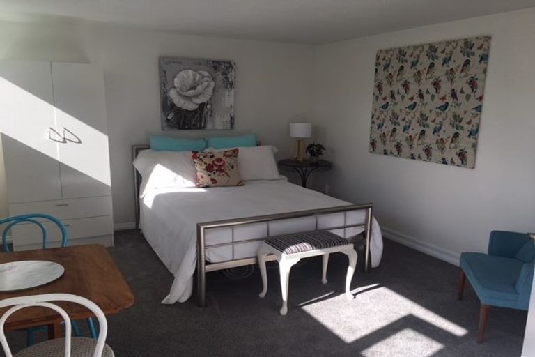 Photo of property in 3 Stafford Street, Mount Victoria, Wellington, 6011