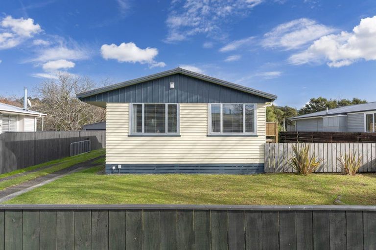 Photo of property in 18 Runuku Grove, Turangi, 3334