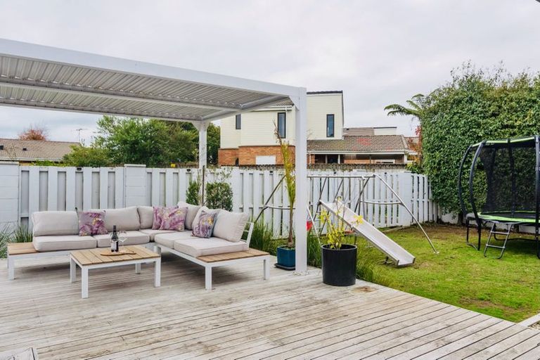 Photo of property in 10 Storey Avenue, Forest Lake, Hamilton, 3200