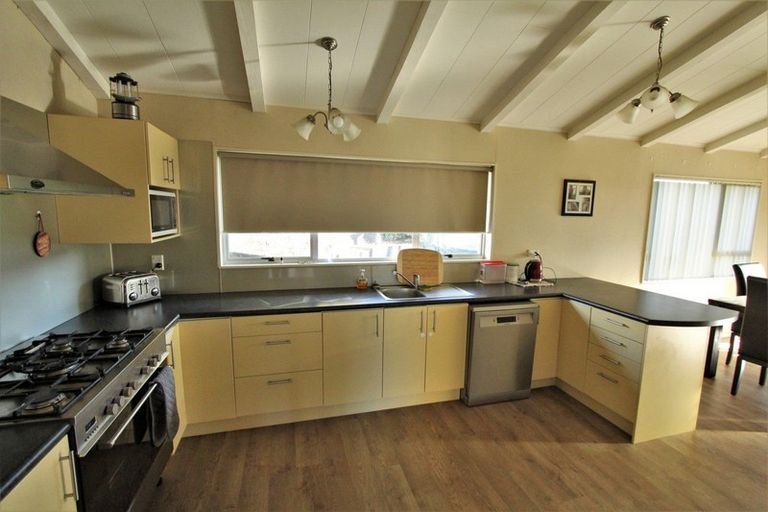 Photo of property in 6 Marlborough Place, Tokoroa, 3420