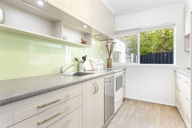 Photo of property in 1/49 Dominion Street, Takapuna, Auckland, 0622