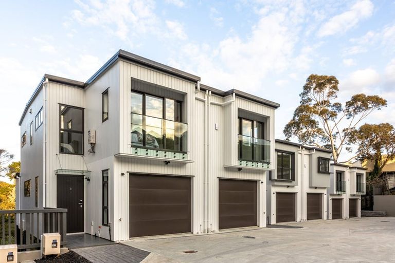 Photo of property in 10a Huka Road, Birkenhead, Auckland, 0626