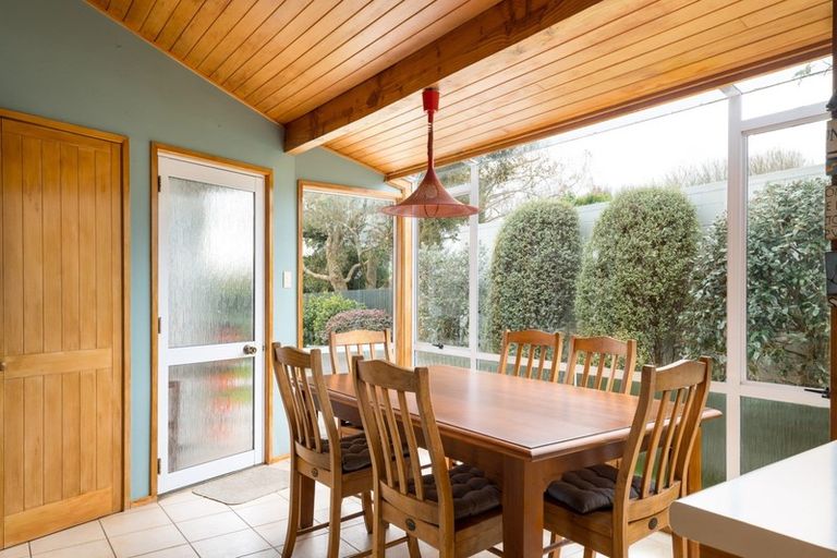 Photo of property in 15 Dalbeth Place, Matangi, Hamilton, 3284