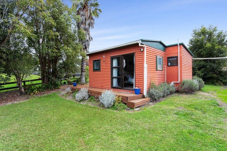 Photo of property in 112 Streamlands Swamp Road, Kaipara Flats, Warkworth, 0981