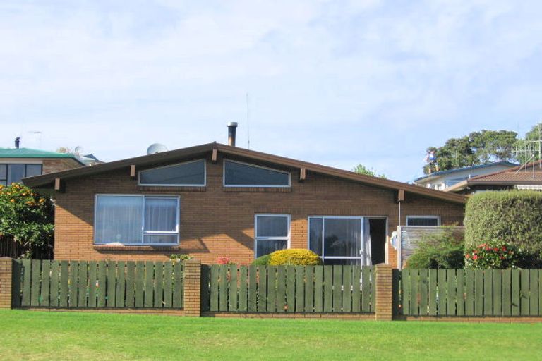 Photo of property in 6 Wickham Place, Hairini, Tauranga, 3112