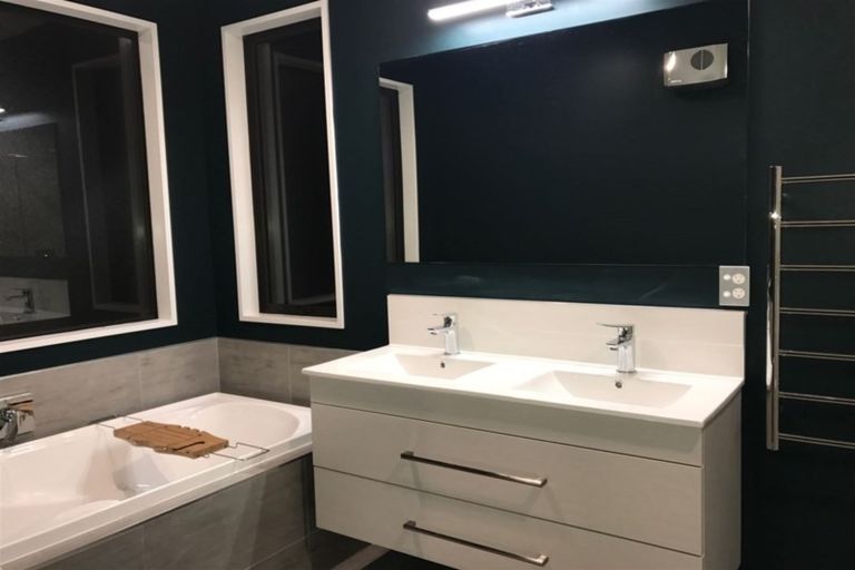 Photo of property in 126 Saint James Avenue, Papanui, Christchurch, 8053