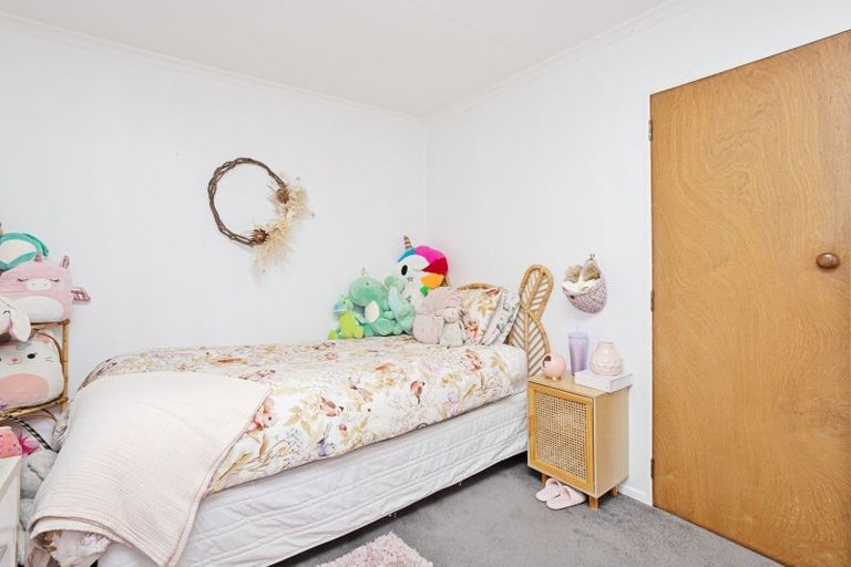 Photo of property in 21 Paterson Street, Grasmere, Invercargill, 9810