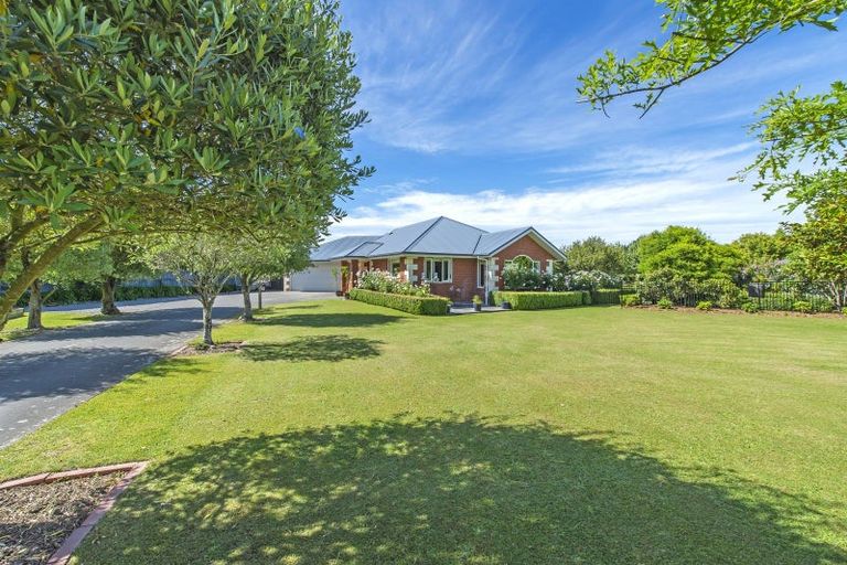 Photo of property in 19 Brahman Close, Prebbleton, 7604