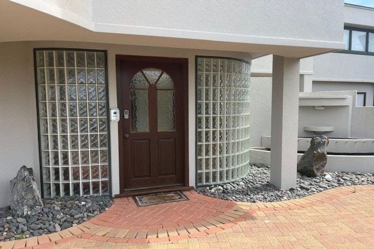 Photo of property in 121 Clovelly Road, Bucklands Beach, Auckland, 2012