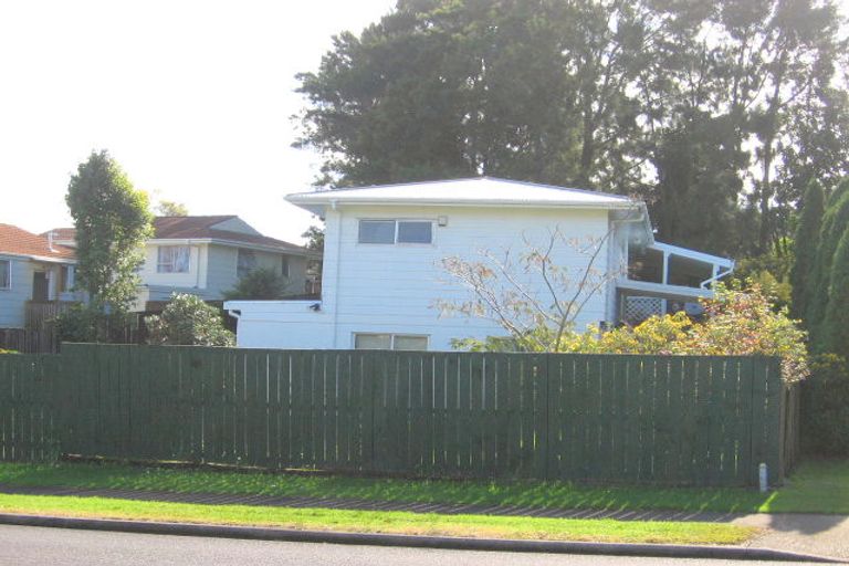 Photo of property in 20 Charntay Avenue, Clover Park, Auckland, 2019
