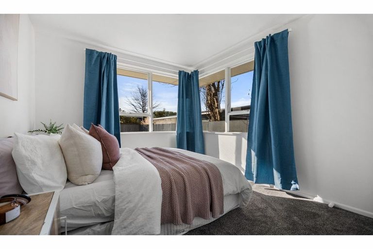 Photo of property in 8 Petries Road, Woodend, 7610