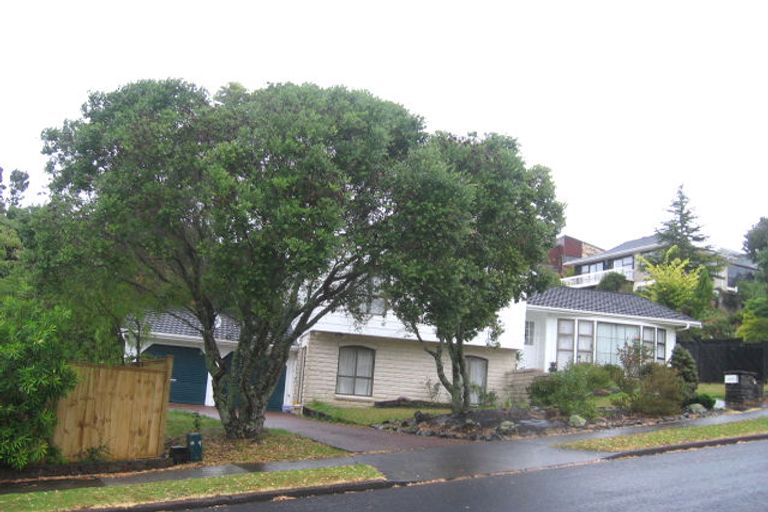 Photo of property in 4 Harper Street, Chatswood, Auckland, 0626