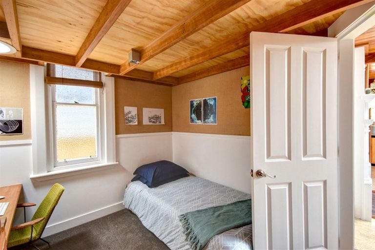 Photo of property in 16 Currie Street, Port Chalmers, 9023