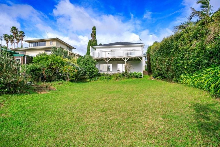 Photo of property in 65 Churchill Road, Murrays Bay, Auckland, 0630
