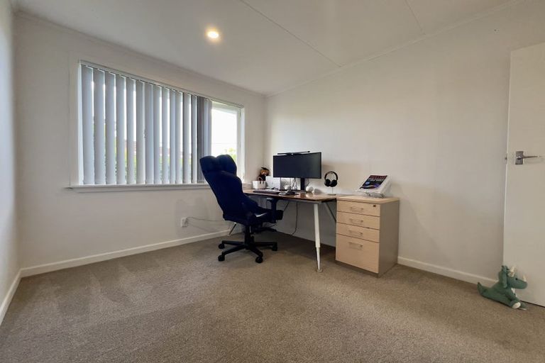 Photo of property in 71 Pomaria Road, Henderson, Auckland, 0610