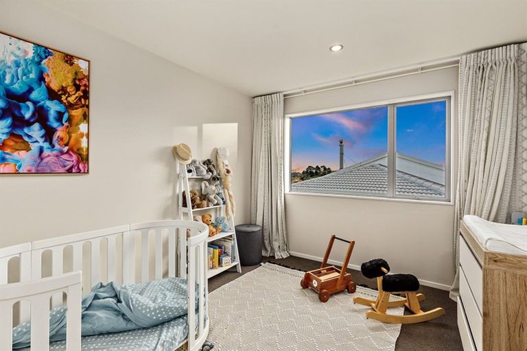 Photo of property in 1211 Whangaparaoa Road, Gulf Harbour, Whangaparaoa, 0930