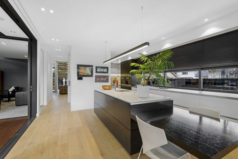 Photo of property in 3a Ngahere Street, Fendalton, Christchurch, 8041