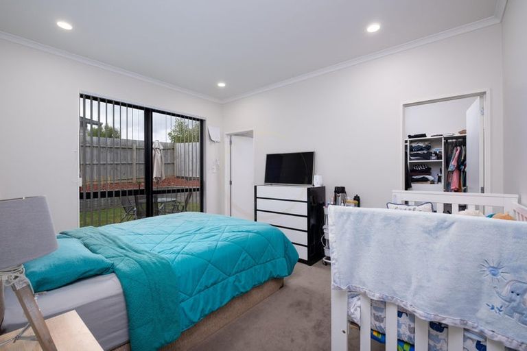 Photo of property in 15 Huahua Crescent, Papakura, 2110