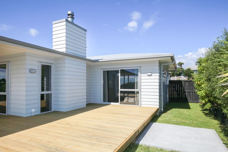 Photo of property in 8 Puka Place, Raglan, 3225