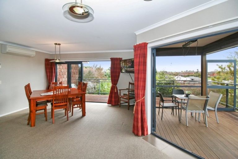 Photo of property in 53 Karamea Street, Whalers Gate, New Plymouth, 4310
