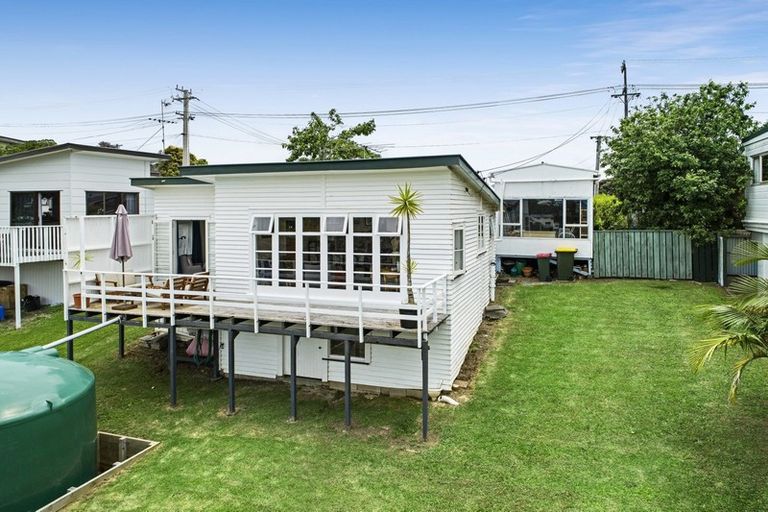 Photo of property in 12 Maraetai School Road, Maraetai, Auckland, 2018