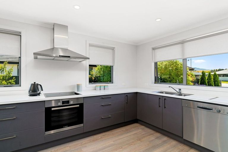 Photo of property in 3 Magnetic Place, Cromwell, 9310