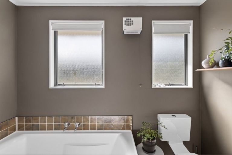 Photo of property in 29 Te Papau Crescent, Diamond Harbour, 8972