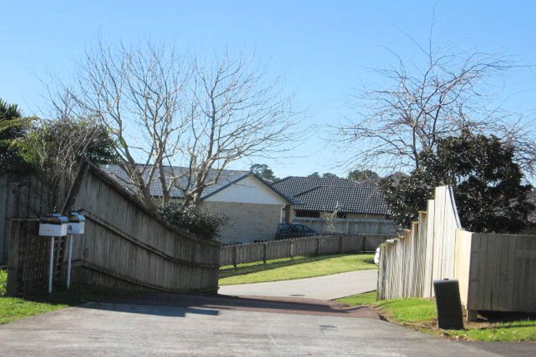 Photo of property in 24 Muirfield Street, Wattle Downs, Auckland, 2103
